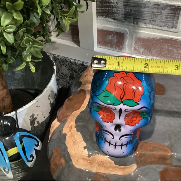 “3/$15 - Halloween Skull Tin Container - Very Gently Used - Picture 10 of 11